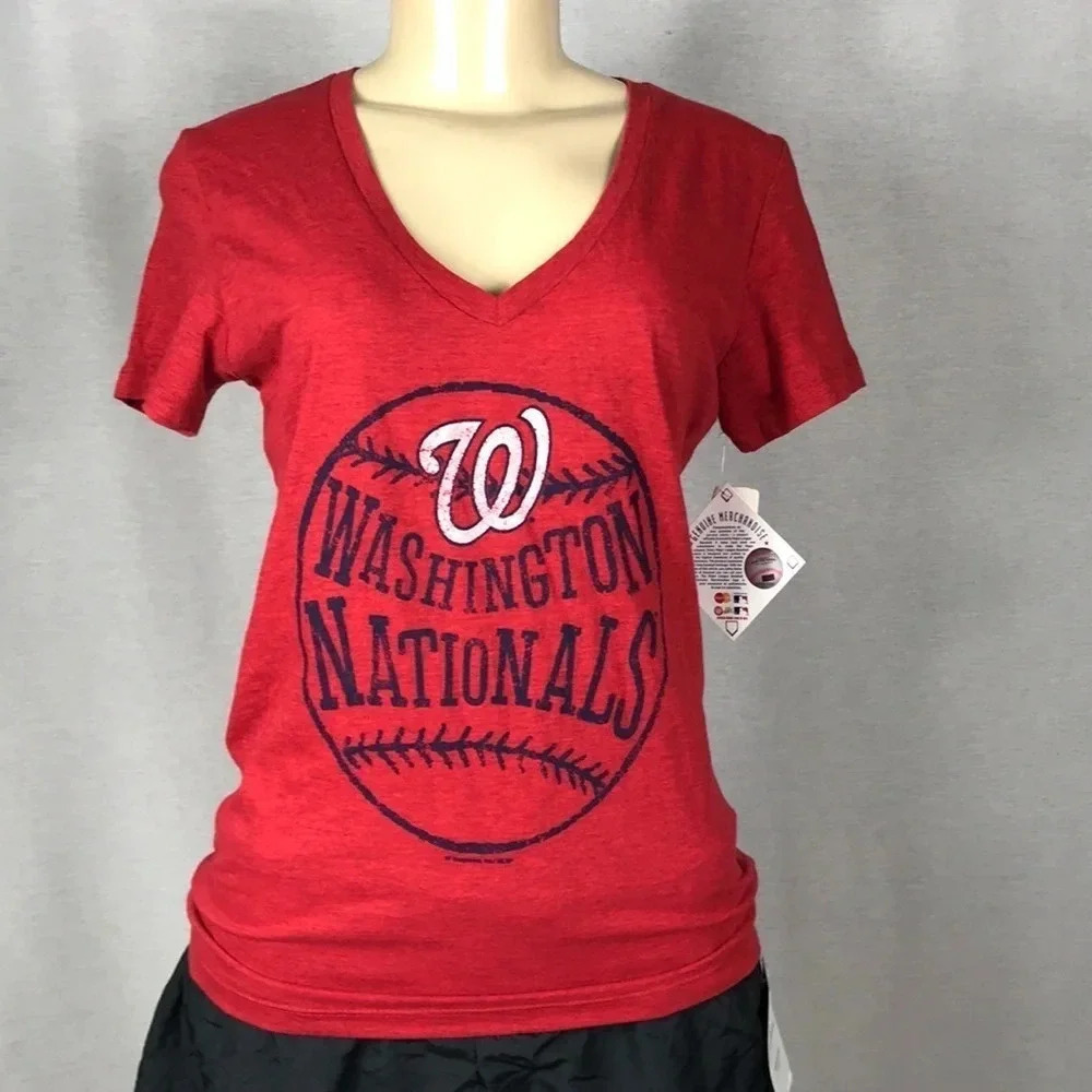 Washington Nationals Size Small Red V-Neck Major League T-shirt. New With Tags